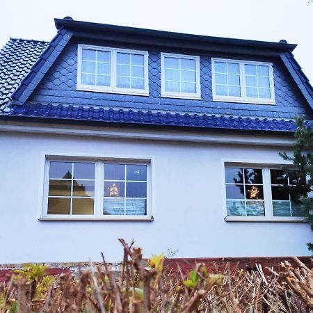 Ferienhaus Blaue Blume Mit 11 Kw Ladestation, Kamin, Terrasse, Eingezaeuntem Garten, Sauna, Wlan, Netflix, 2 Hunde Willkommen! Güntersberge Esterno foto
