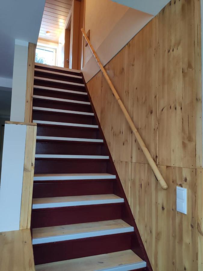 Ferienhaus Blaue Blume Mit 11 Kw Ladestation, Kamin, Terrasse, Eingezaeuntem Garten, Sauna, Wlan, Netflix, 2 Hunde Willkommen! Güntersberge Esterno foto