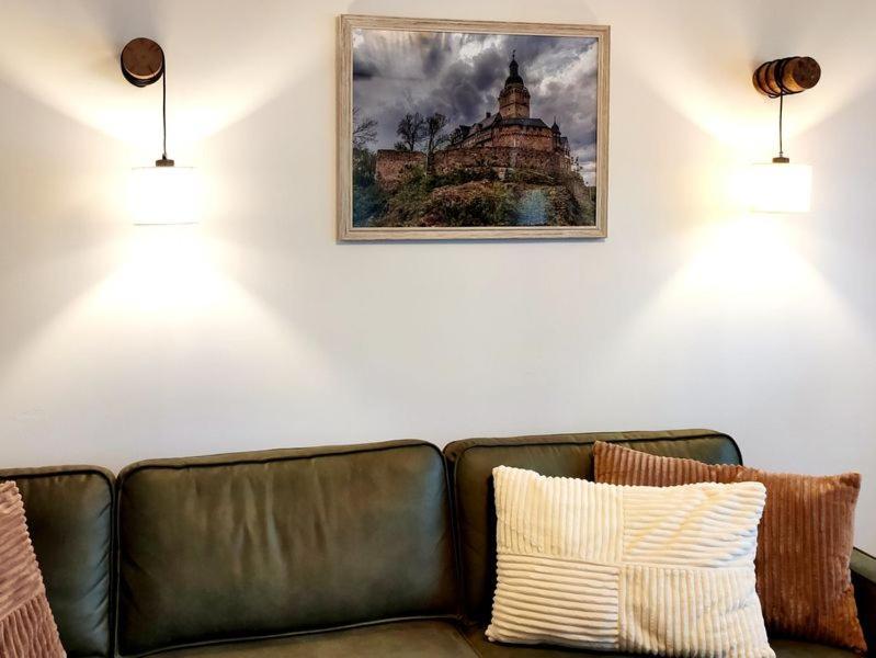 Ferienhaus Blaue Blume Mit 11 Kw Ladestation, Kamin, Terrasse, Eingezaeuntem Garten, Sauna, Wlan, Netflix, 2 Hunde Willkommen! Güntersberge Esterno foto